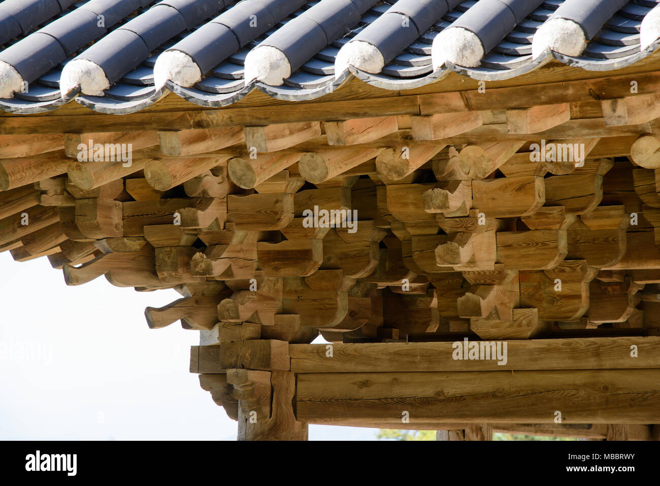 Corée - ( Buenos Aires ), 15 octobre 2014 : support de toit système d'Anyangru, une des architectures en Buseoksa Temple, construit dans la période Joseon. Buseoksa Banque D'Images