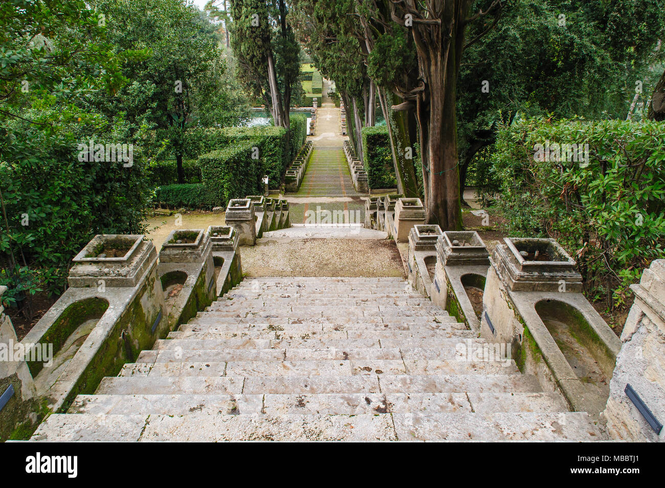 TIVOLI, ITALIE - janvier 28, 2010 : Avis de la Villa d'Este à Tivoli, près de Rome, Italie. Il est célèbre pour ses fontaines anciennes au jardin. Banque D'Images