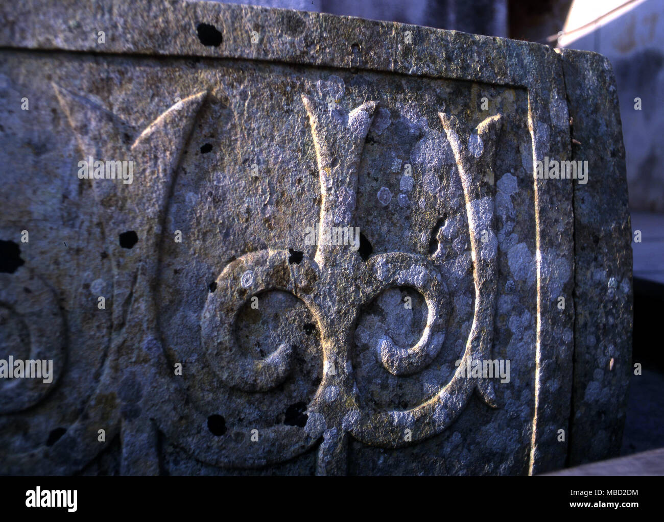 Malte. Bas-relief des motifs sur l'autel de l'ancien temple mégalithique à Tarxien. Banque D'Images