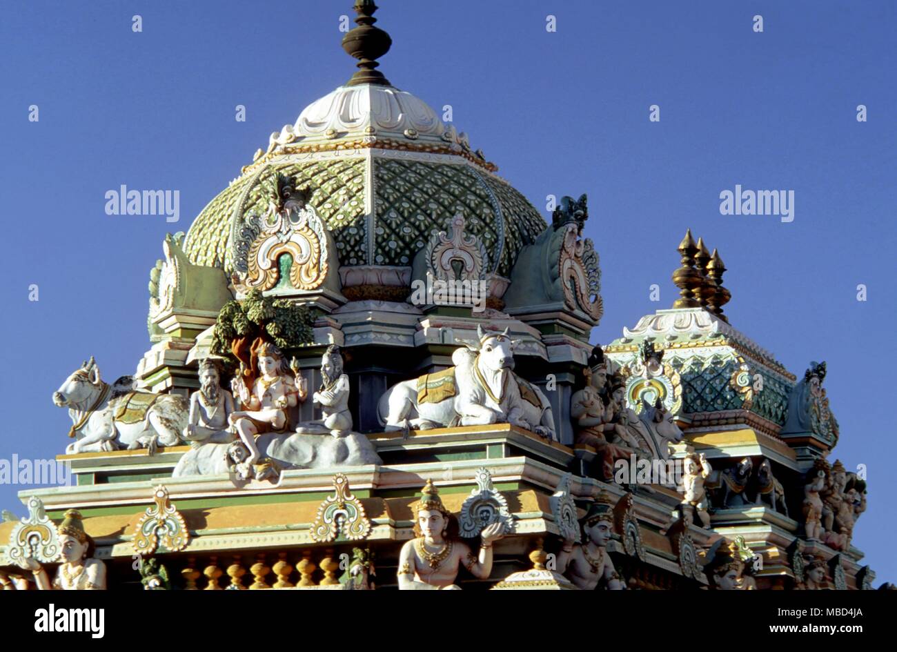 L'hindouisme - Kaapaleeschwara hors ligne Kutchery Temple, au sud de Madras. Un ancien temple Siva avec un gopuram dravidienne. Détail de sculpture sur gopuram. - © /CW Banque D'Images