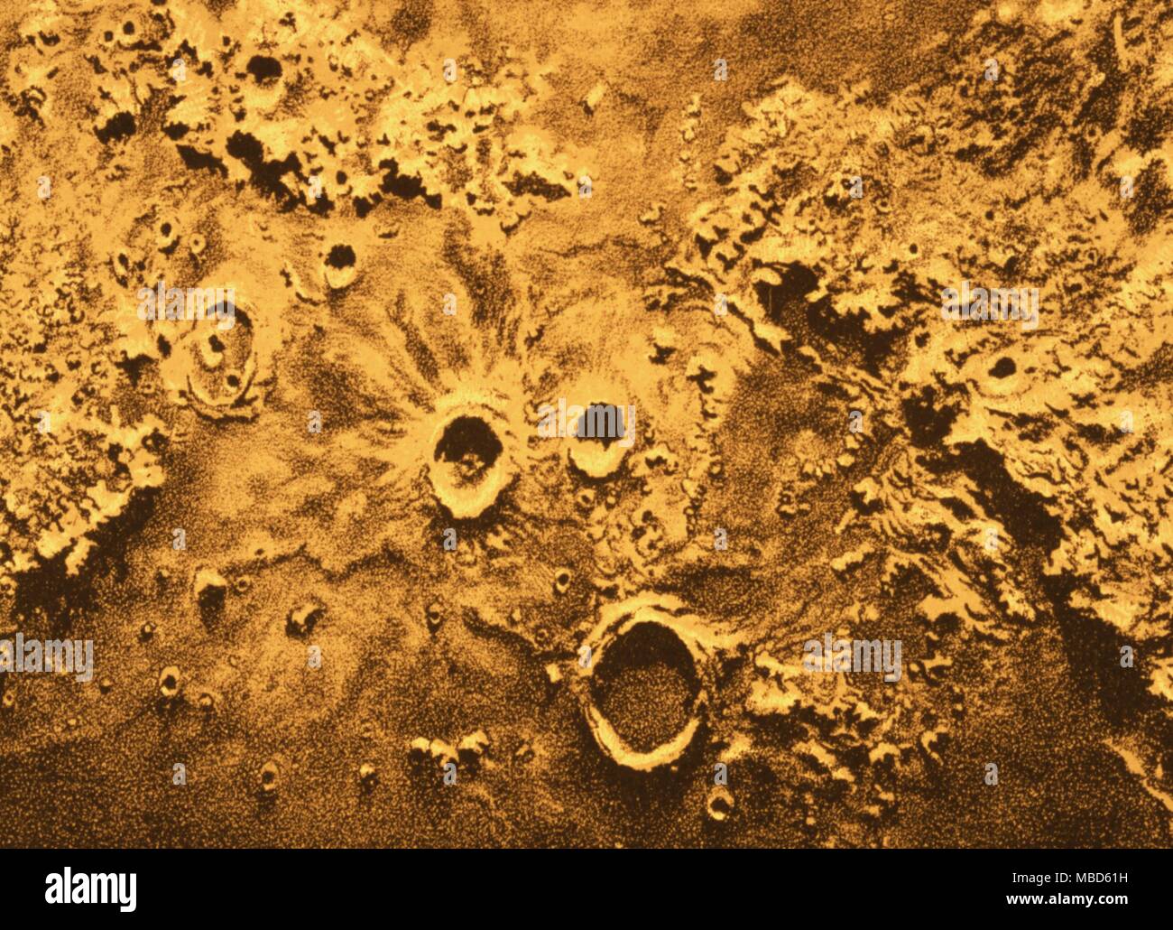 Surface de la Lune - les Alpes ' ', Archimède et les Apennins ' '. Après une photographie par Loewy et Puiseux Banque D'Images