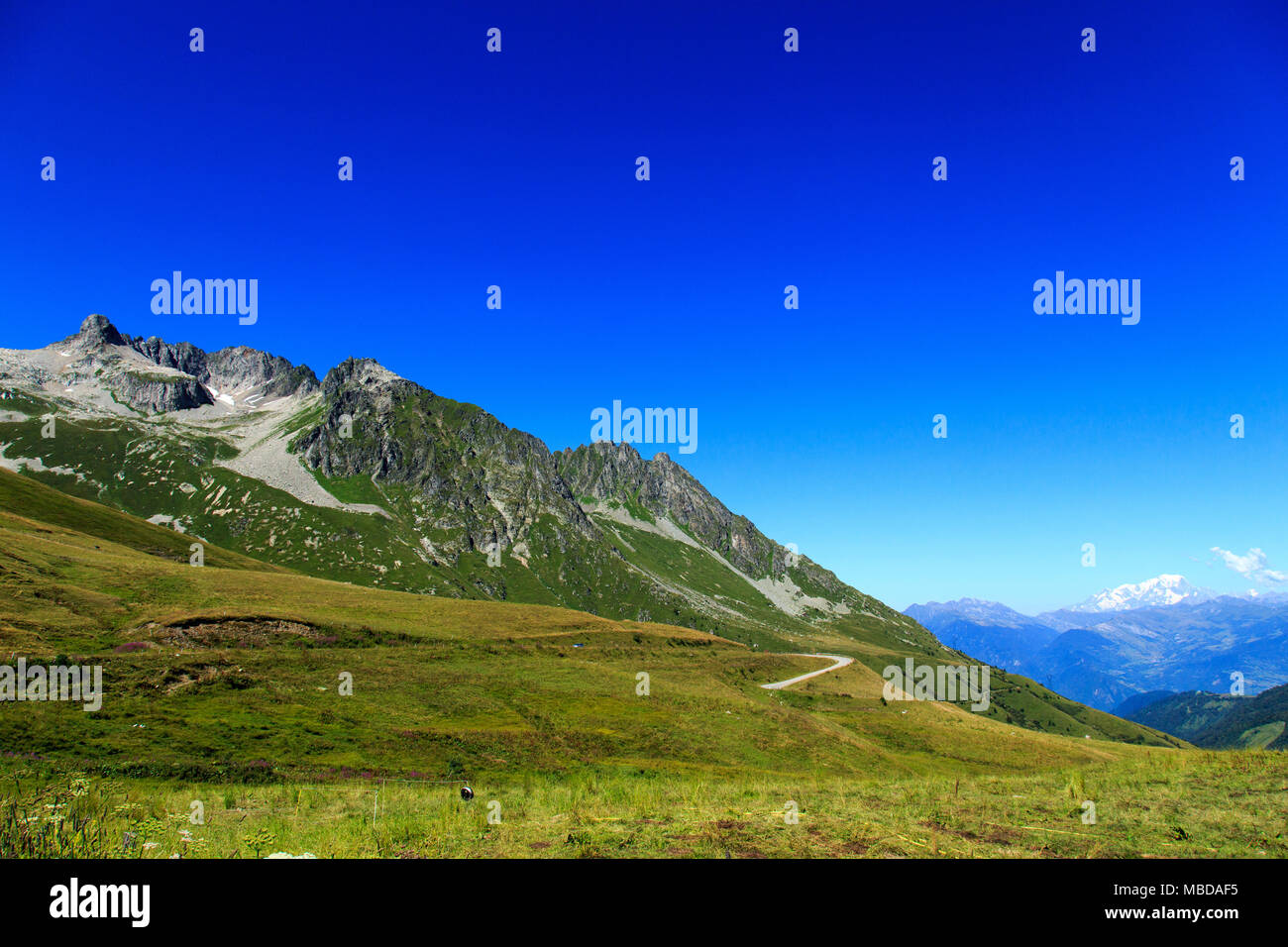 Col de la Madeleine (Savoie, Alpes) : paysage de montagne vue de la Madeleine Col, reliant la vallée de la Maurienne à la Tarentaise Valle Banque D'Images