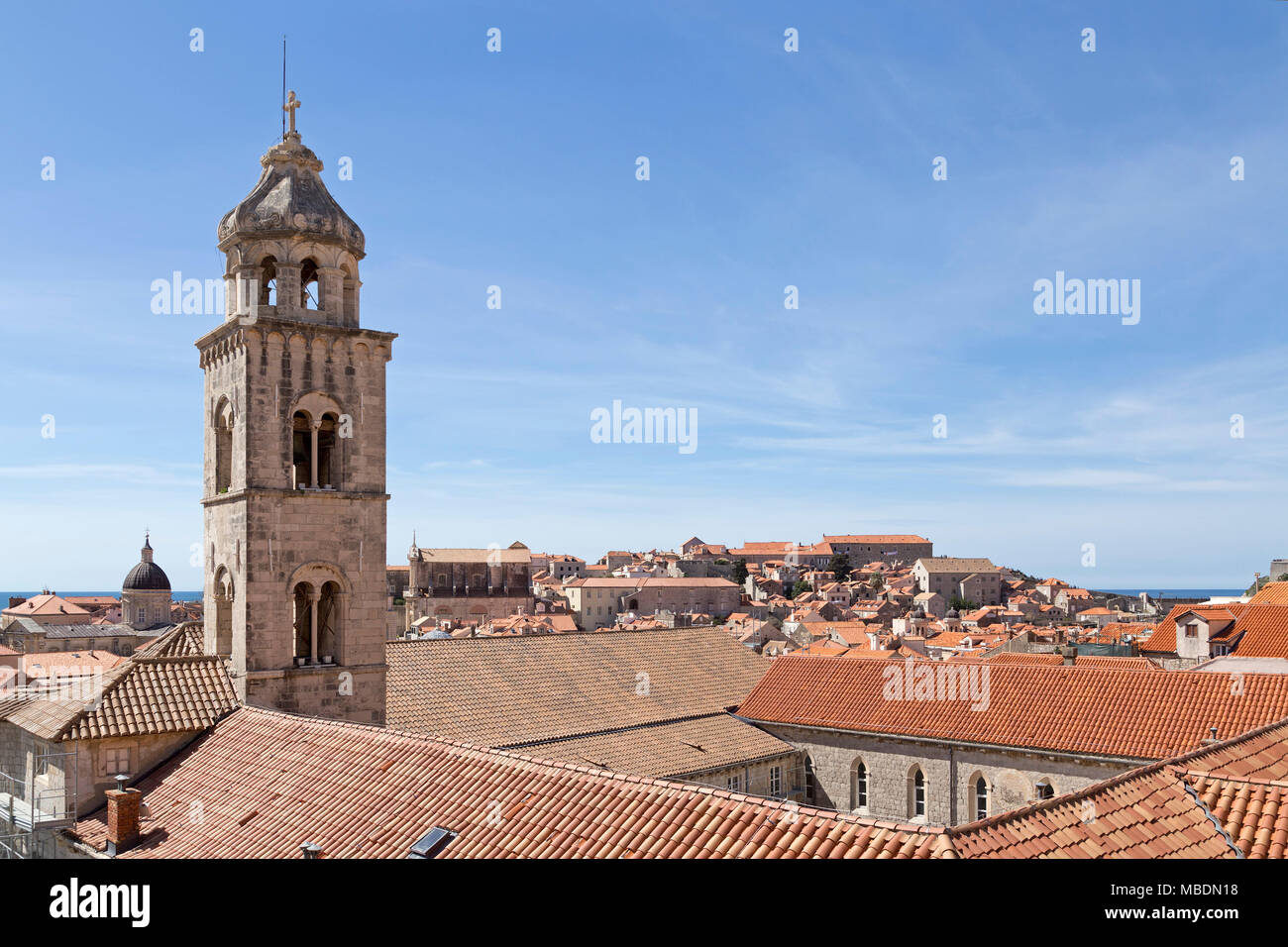 Monastère dominicain avec Azimov Tower, vieille ville, Dubrovnik, Croatie Banque D'Images