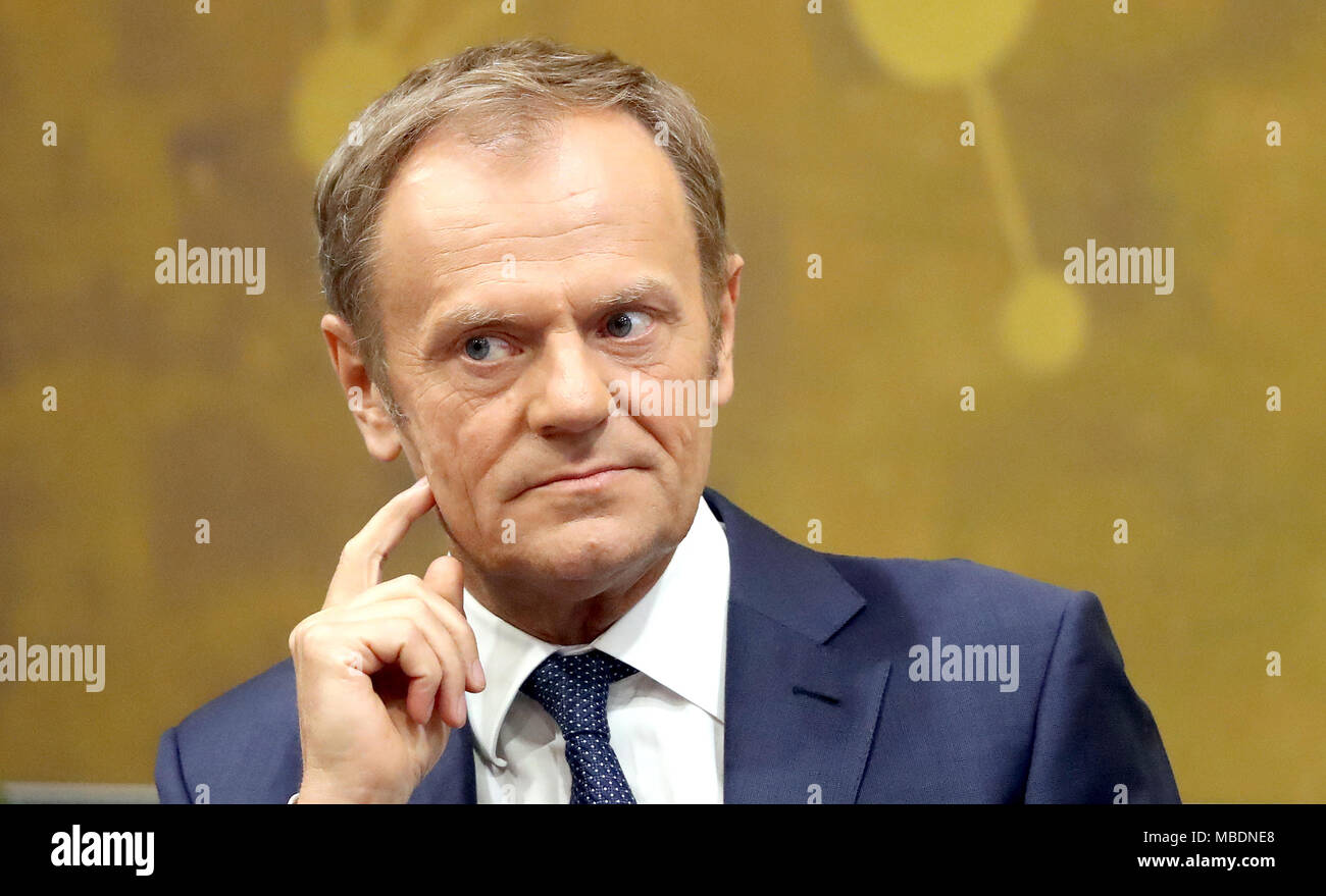 Le Président du Conseil européen, Donald Tusk aborde le droit à la société UCD O'Reilly Hall, UCD. Tusk a dit que Brexit le rend furieux et a appelé l'Europe à s'unir. Banque D'Images