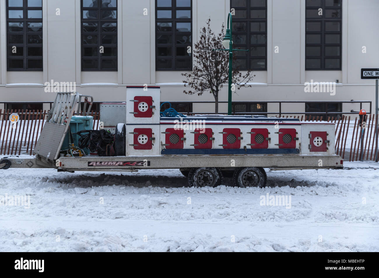 Remorque chien avant de commencer de cérémonie d'Iditarod à Anchorage Alaska Banque D'Images