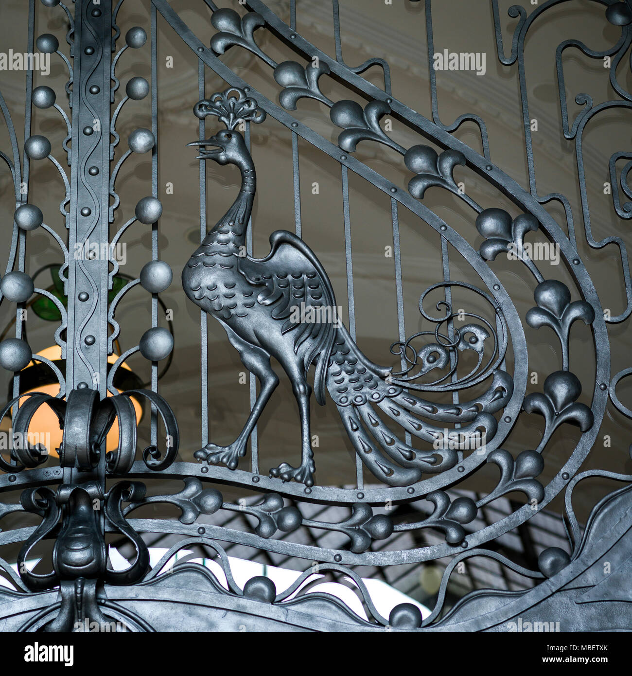 Close-up of metallic porte ouvragée, Budapest, Hongrie Banque D'Images