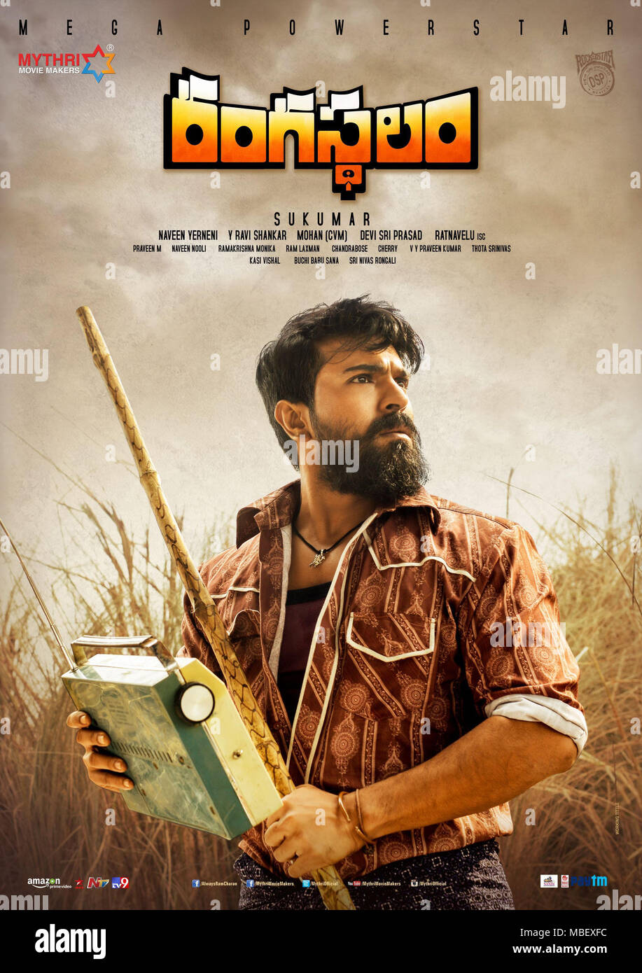 RANGASTHALAM, Indien poster avec titre en Telugu, Ram Charan, 2018. ©  Konidela Production Companyavec la permission dEverett Collection Photo  Stock - Alamy