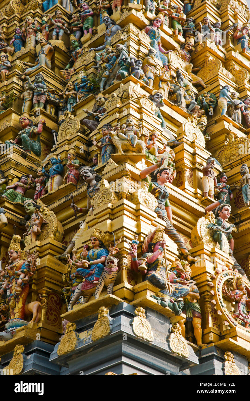 Vue verticale de Sri Muthumariamman Temple à Matale, Sri Lanka. Banque D'Images