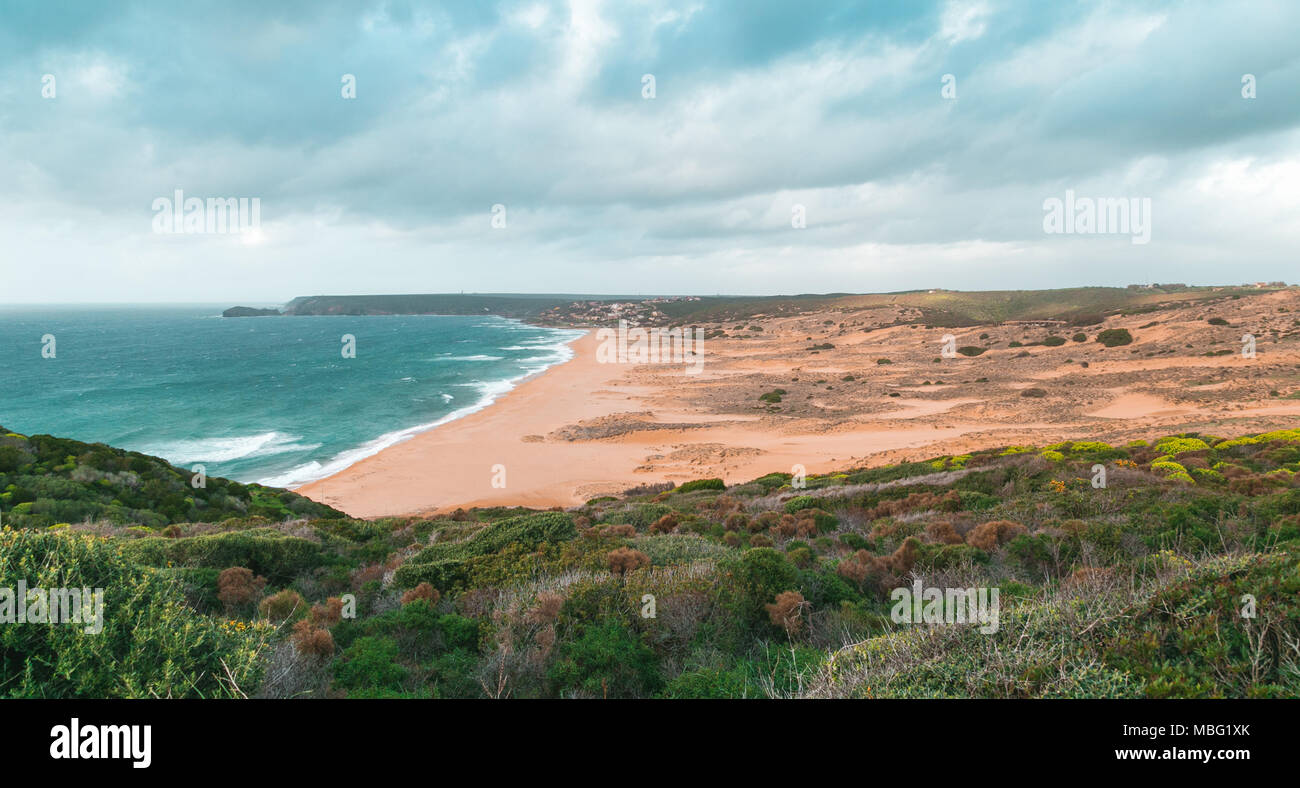 Plage non contaminée depuis longtemps entre Torre dei Corsari et la Pistis. La Sardaigne, Arbus Banque D'Images