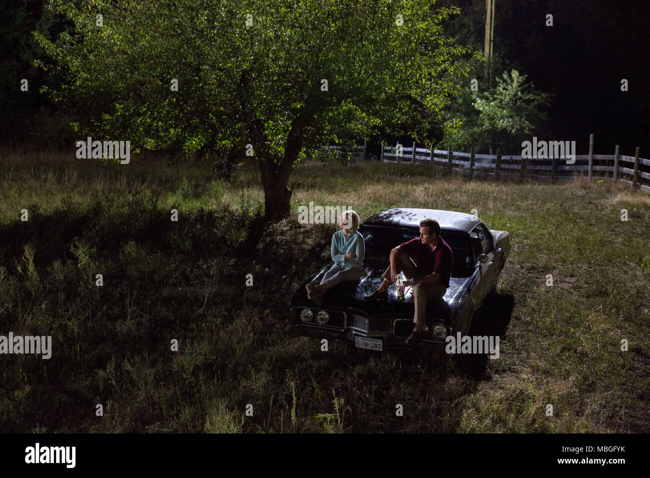 DATE DE SORTIE : 6 avril 2018 TITRE : Chappaquiddick STUDIO : Apex Entertainment Réalisateur : John Curran PLOT : illustrant la participation de Ted Kennedy dans la fatale 1969 accident de voiture que les demandes de la vie d'une jeune stratège de campagne, Mary Jo Kopechne. Avec : JASON CLARKE comme Ted Kennedy, Kate MARA comme Mary Jo Kopechne. (Crédit Image : © Apex Entertainment/photos) Banque D'Images