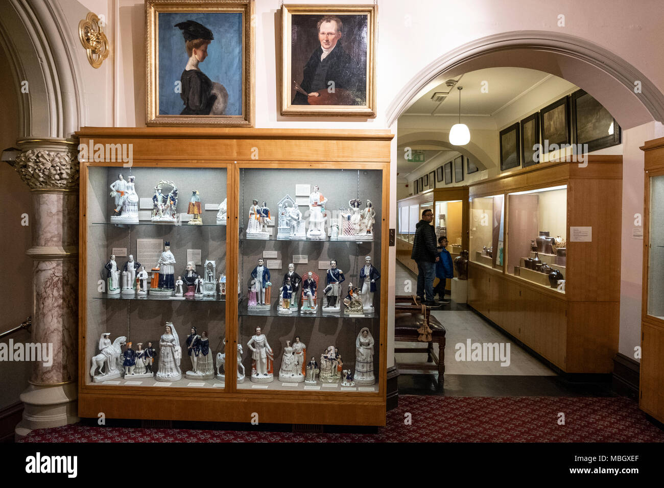 L'intérieur des expositions du Musée Cliffe, Keighley, Bradford, Yorkshire, Royaume-Uni. Banque D'Images