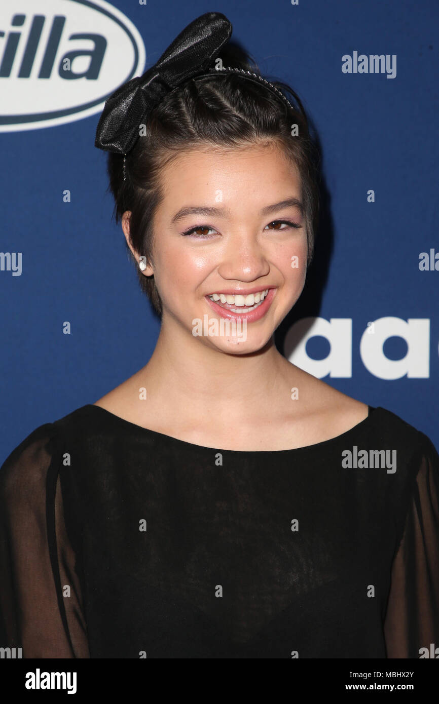 Los Angeles, Ca. Apr 11, 2018. Peyton Elizabeth Lee à la GLAAD Media Awards Rising Stars Dîner au The Beverly Hilton à Beverly Hills, Californie le 11 avril 2018. Credit : Faye Sadou/media/Alamy Punch Live News Banque D'Images