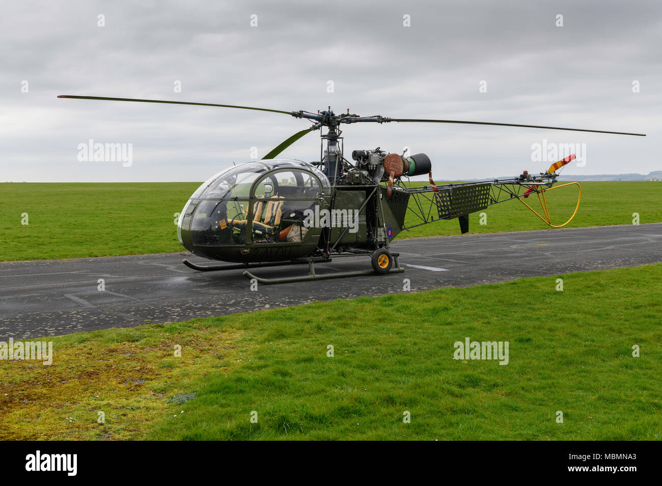 Hélicoptère Aerospatiale Alouette II au milieu Wallop airfield Hampshire UK Banque D'Images