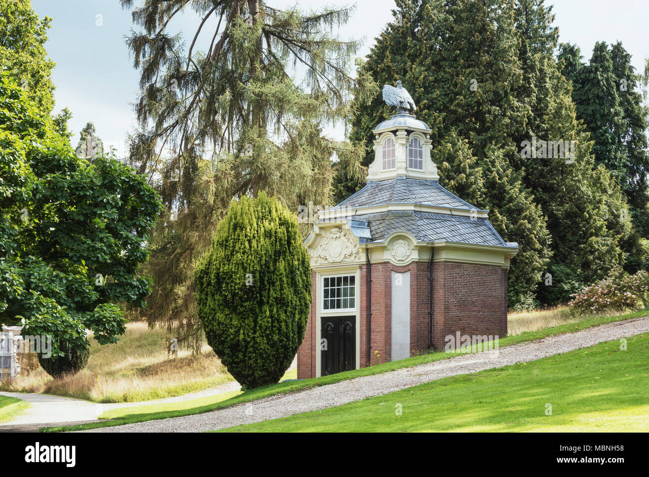 Rozendaal, Pays-Bas, 23 août 2014 : le dôme de jardin dans le parc du château situé dans Rosendael Rozendaal aux Pays-Bas Banque D'Images