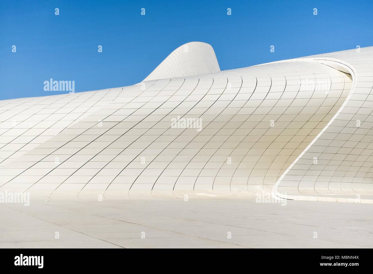 L'architecture de Zaha Hadid. Heydar Aliyev Culture Centre de Bakou, Azerbaïdjan. Banque D'Images