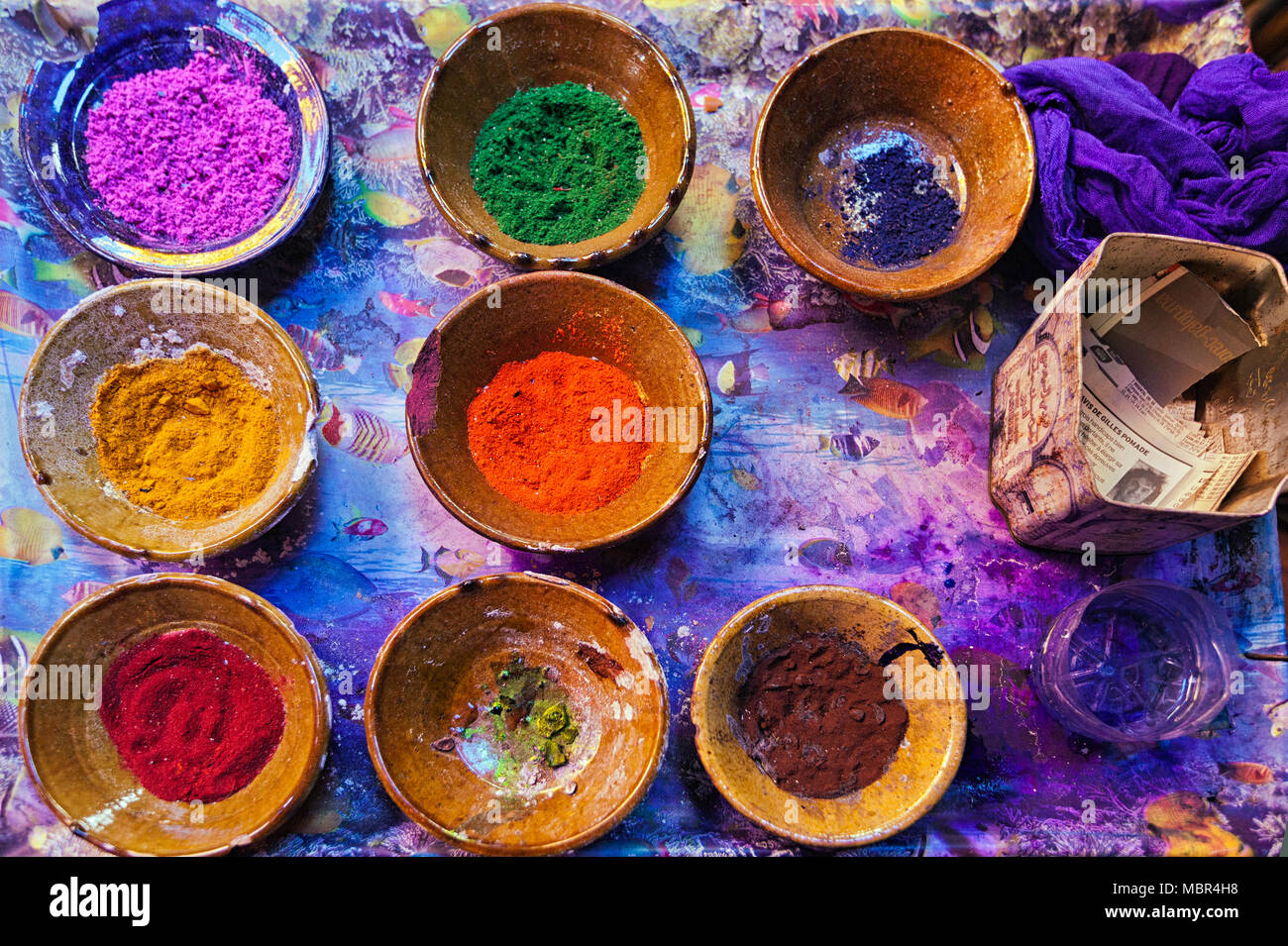 Pigments naturels. Souk de Marrakech. Maroc. Banque D'Images