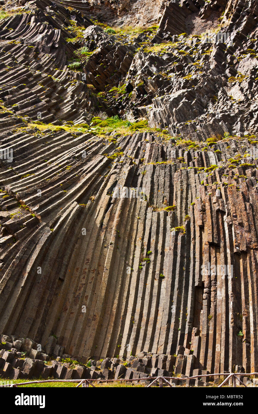 Portugal, Madère, Porto Santo, l'île de Pico Ana Ferreira, volcanique, le basalte, le volcanoclastic, structure colonnaire, prismes, Banque D'Images