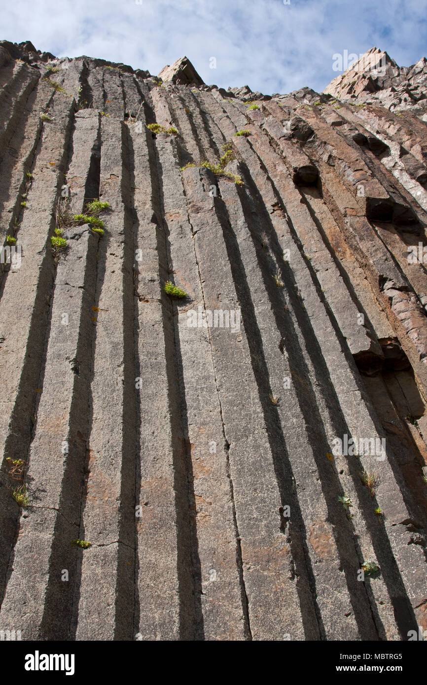 Portugal, Madère, Porto Santo, l'île de Pico Ana Ferreira, volcanique, le basalte, le volcanoclastic, structure colonnaire, prismes, Banque D'Images