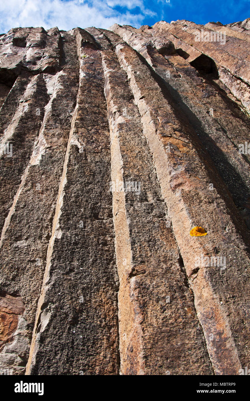 Portugal, Madère, Porto Santo, l'île de Pico Ana Ferreira, volcanique, le basalte, le volcanoclastic, structure colonnaire, prismes, Banque D'Images