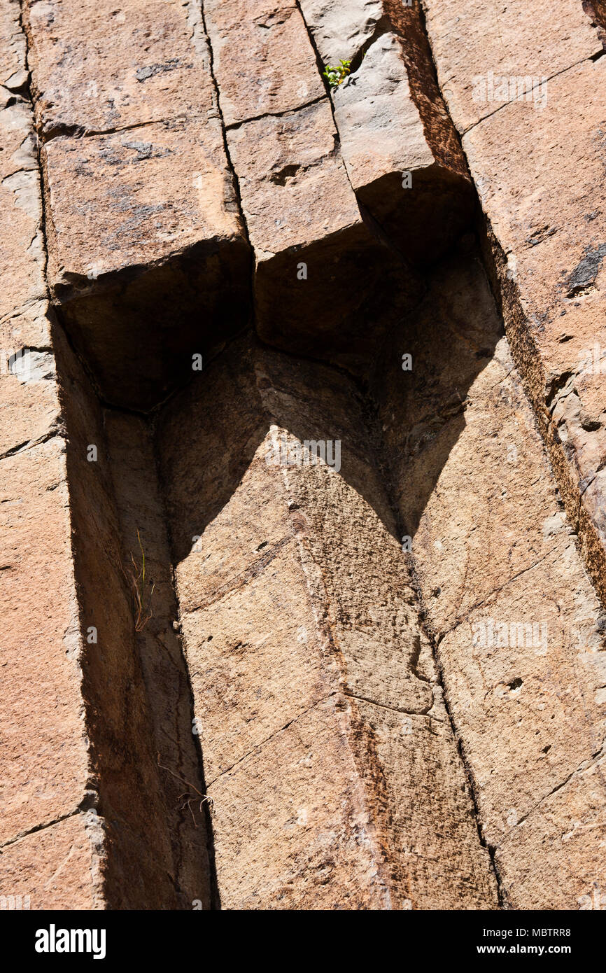 Portugal, Madère, Porto Santo, l'île de Pico Ana Ferreira, volcanique, le basalte, le volcanoclastic, structure colonnaire, prismes, Banque D'Images