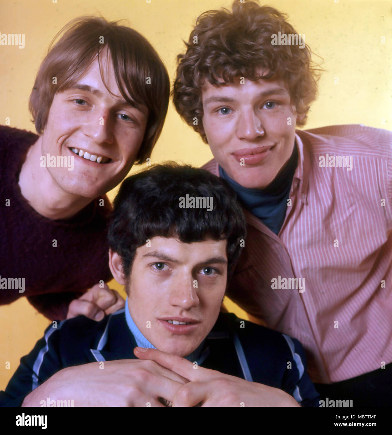 Sons chaleureux groupe pop britannique en 1967. NB : Livres de référence nom seulement deux membres, mais il y en avait trois à cette session. Photo : Tony Gale Banque D'Images