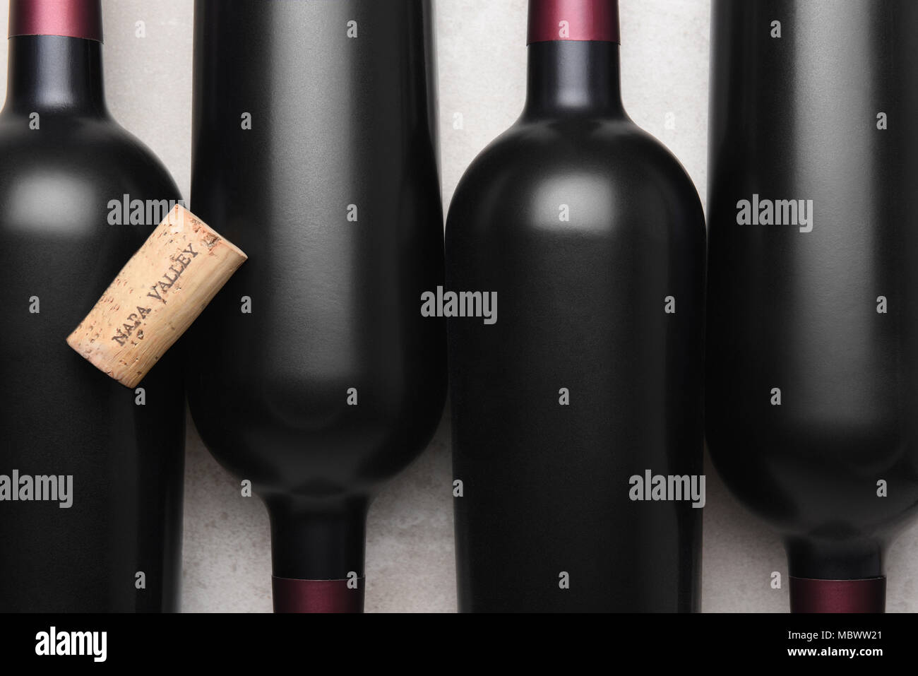 Napa Valley Wine Cork Cork : un sur le dessus de bouteilles de vin rouge. Banque D'Images