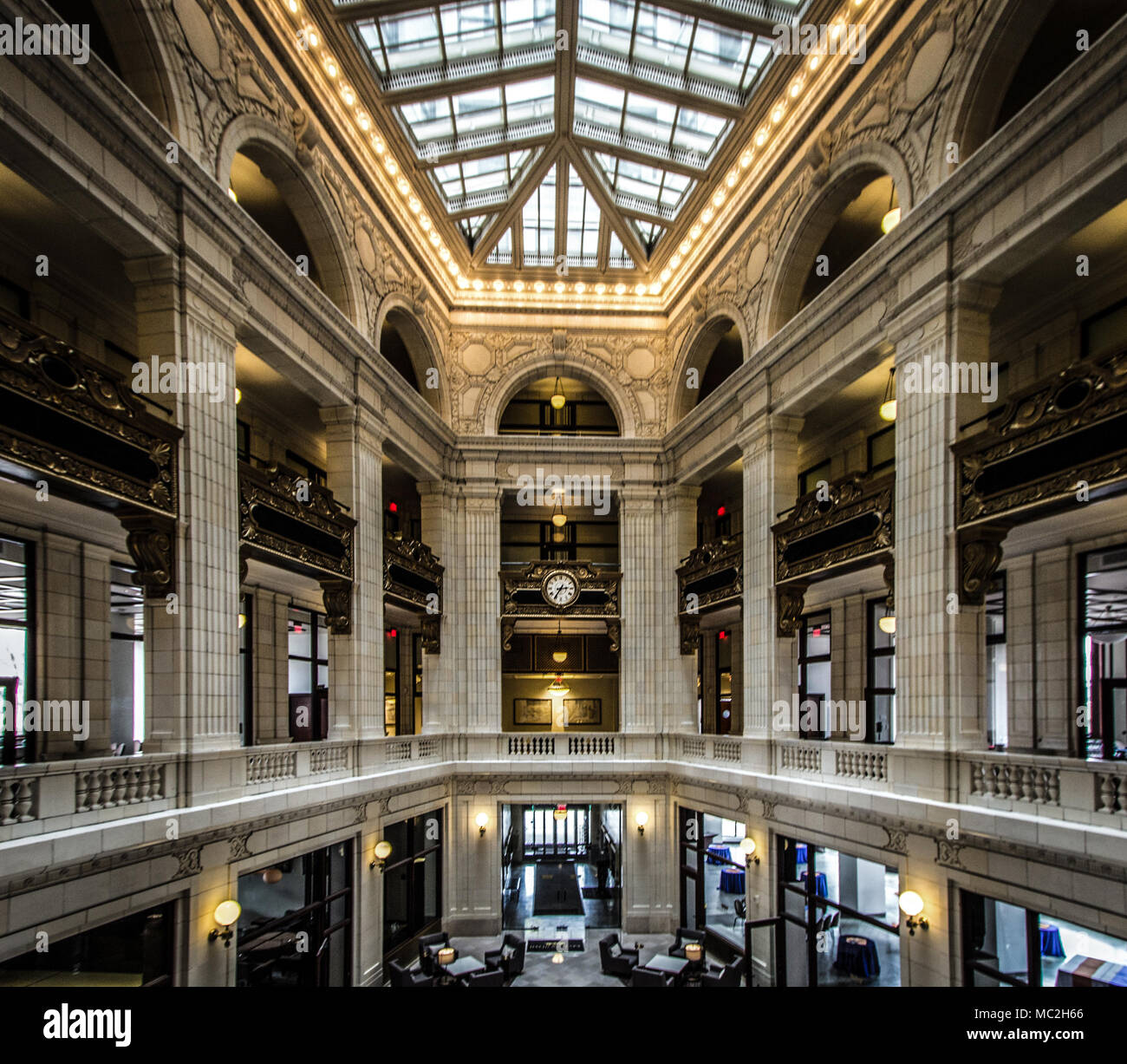 L'intérieur de l'édifice Whitney David à Detroit. Achevé en 1915, le site historique gratte-ciel est maintenant un hôtel de caractère situé dans le centre-ville de Detroit Banque D'Images