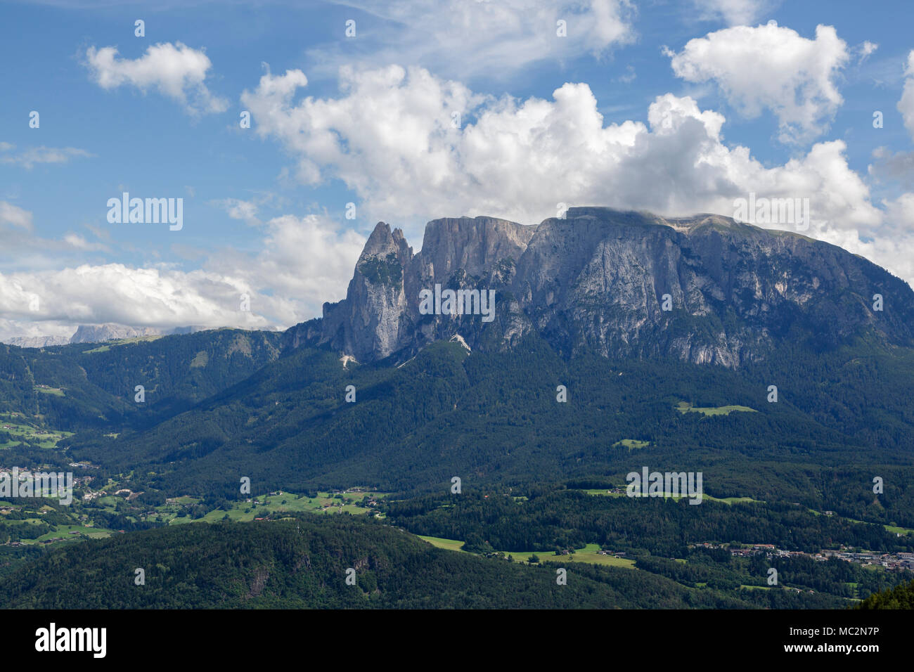 Sciliar, montagne de la province de Bolzano, le Tyrol du Sud, Italie Banque D'Images