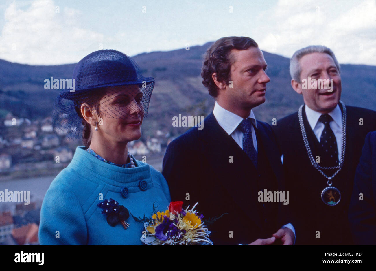 Köngin Silvia und König Carl XVI. Gustaf von Schweden bei einem Besuch à Heidelberg, Allemagne 1985. La reine Silvia et le Roi Carl XVI Gustaf de Suède visiter la ville de Heidelberg, Allemagne 1985. Banque D'Images