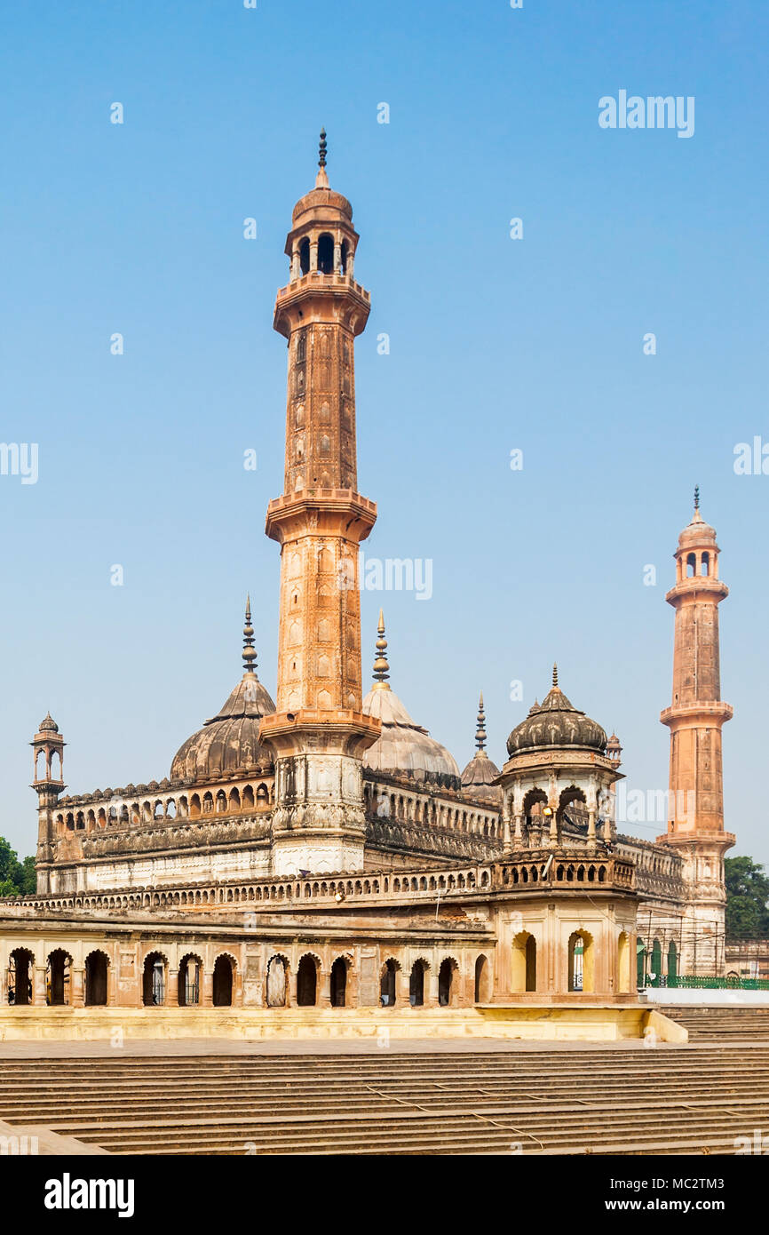 La mosquée Asfi, situé près de l'Imambara Bara à Lucknow, Inde Banque D'Images