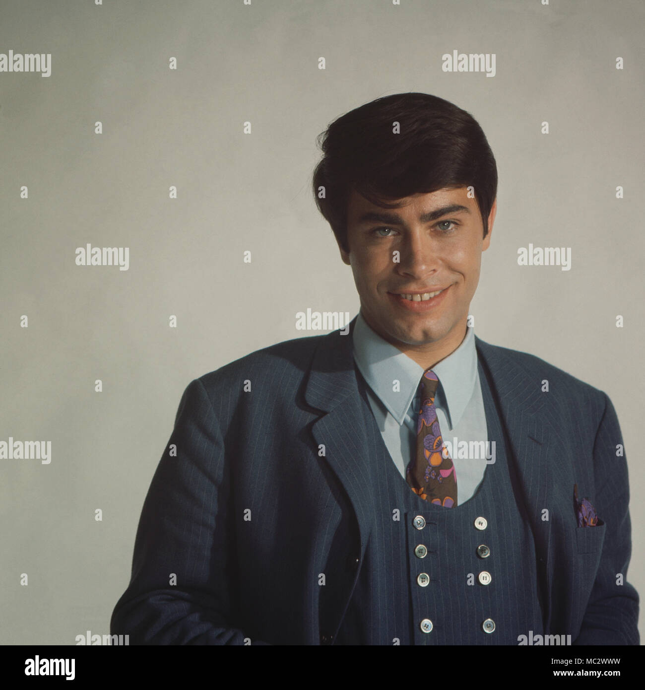 Acteurs et Actrices und der Deutsche Schlagersänger Roy Black, Deutschland 1966. Schlager allemand, chanteur et acteur Roy Black, Allemagne 1966. Banque D'Images