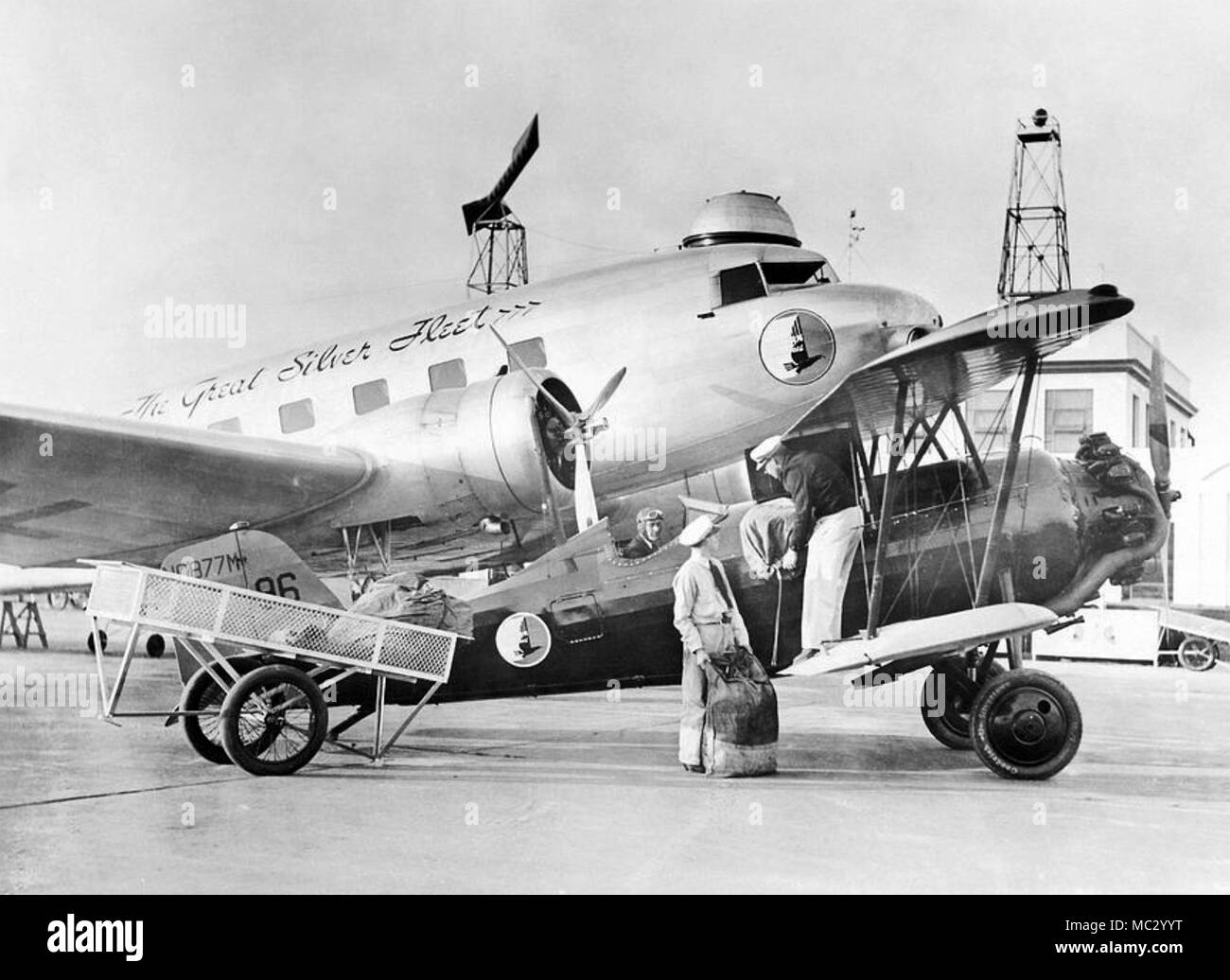 Le courrier aérien effectué en deux de la grande flotte d'avions d'argent en Amérique 1935. Société est devenue Eastern Airlines dans les années ultérieures. Banque D'Images