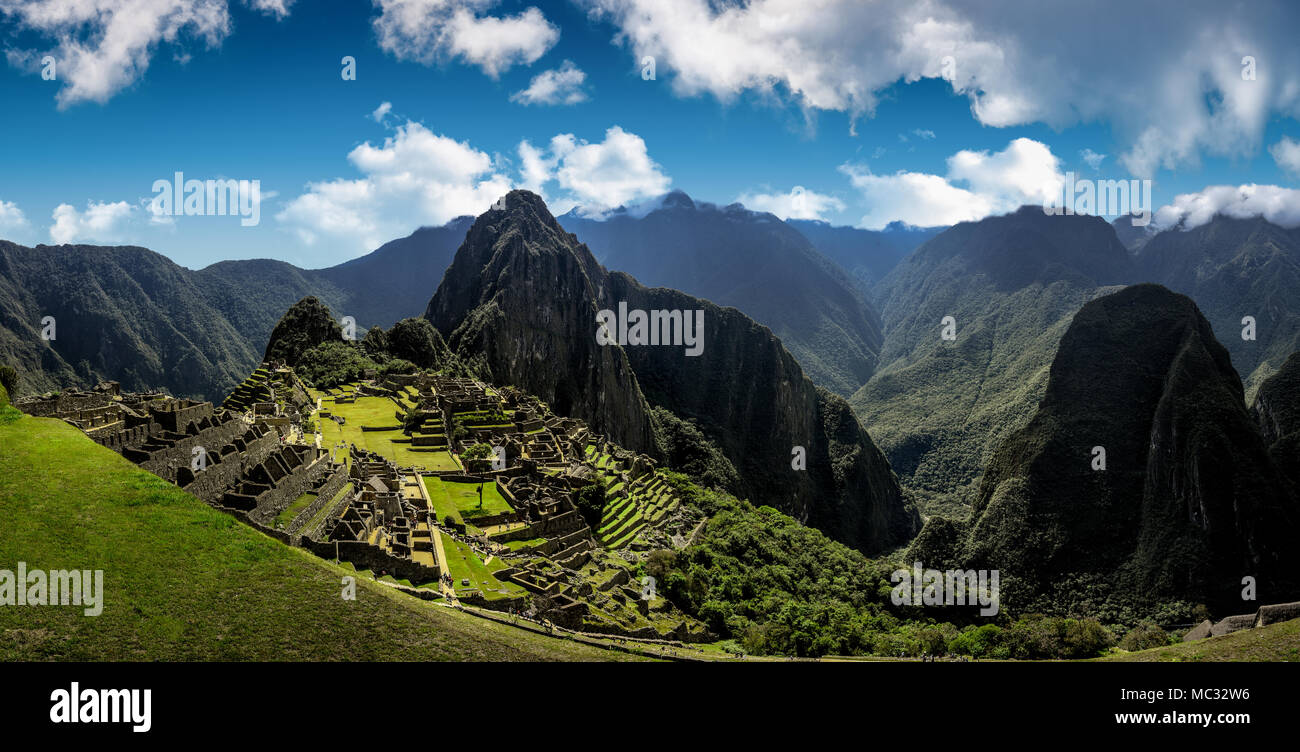Le Machu Picchu au Pérou - Vue sur une montagne. Banque D'Images