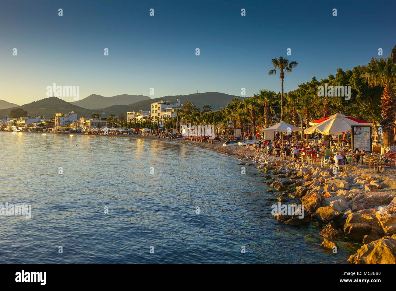 Soirée Sur La Plage Bodrum Mugla Turquie Avec Des