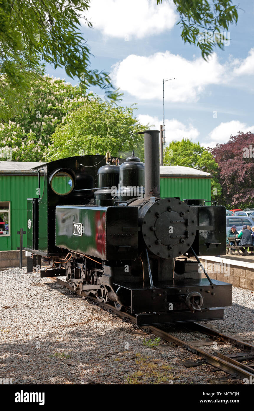 Baldwin 10-12-D 4-6-0T narrow gauge steam locomotive nº778 Pages à Park station, Leighton Buzzard Light Railway, Bedfordshire, Royaume-Uni. Banque D'Images