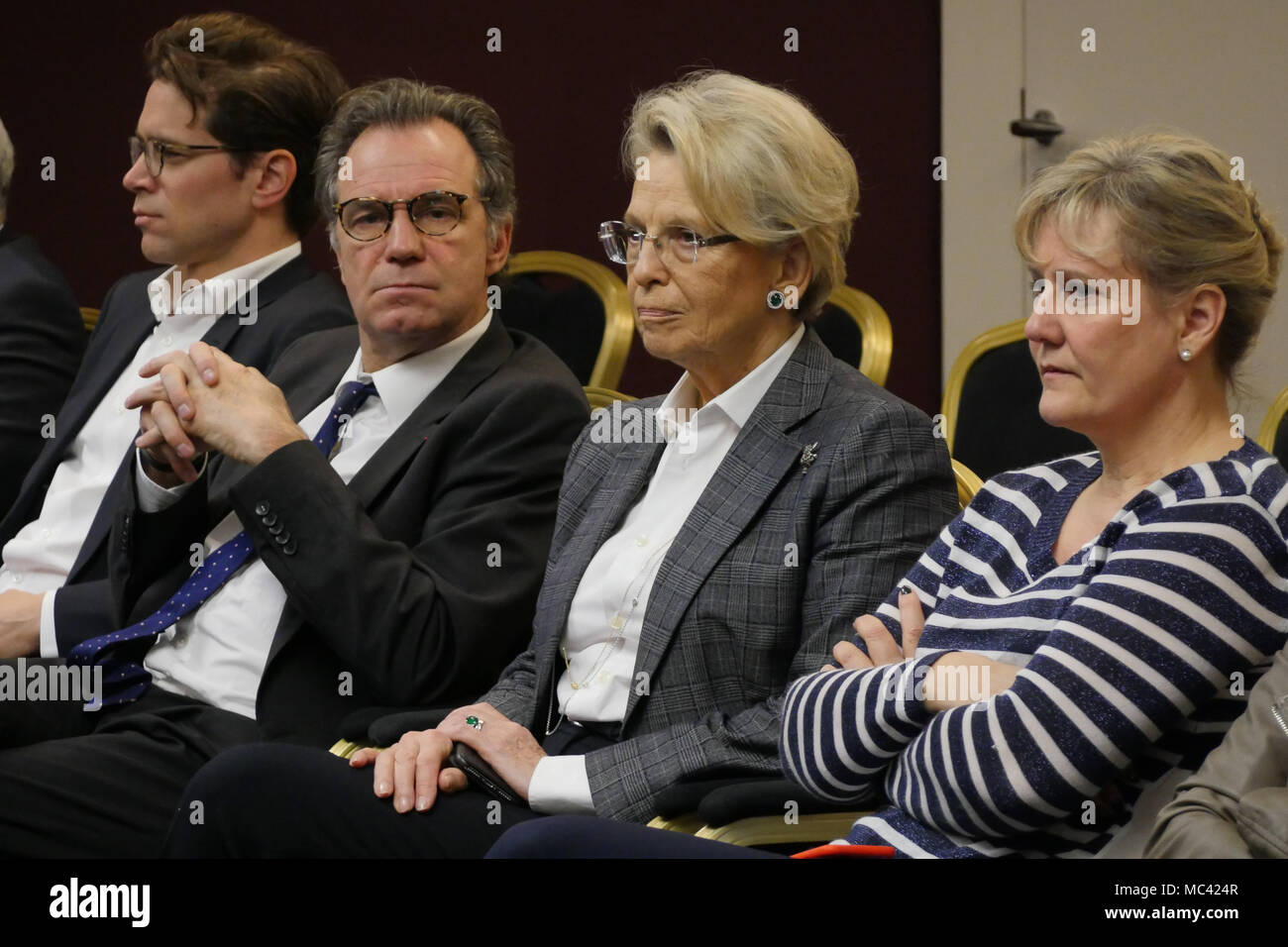 Lyon, France, 12 avril 2018 : En tant que groupe PPE (Parti Populaire Européen) détient 24 réunion de Lyon (Centre-est de la France), le 12 avril 2018, Michèle Alliot-Marie et Nadine Morano assister aux conférence de presse organisée en présence du président bénéficiait du large Les, Laurent Wauquiez. Credit : Serge Mouraret/Alamy Live News Banque D'Images