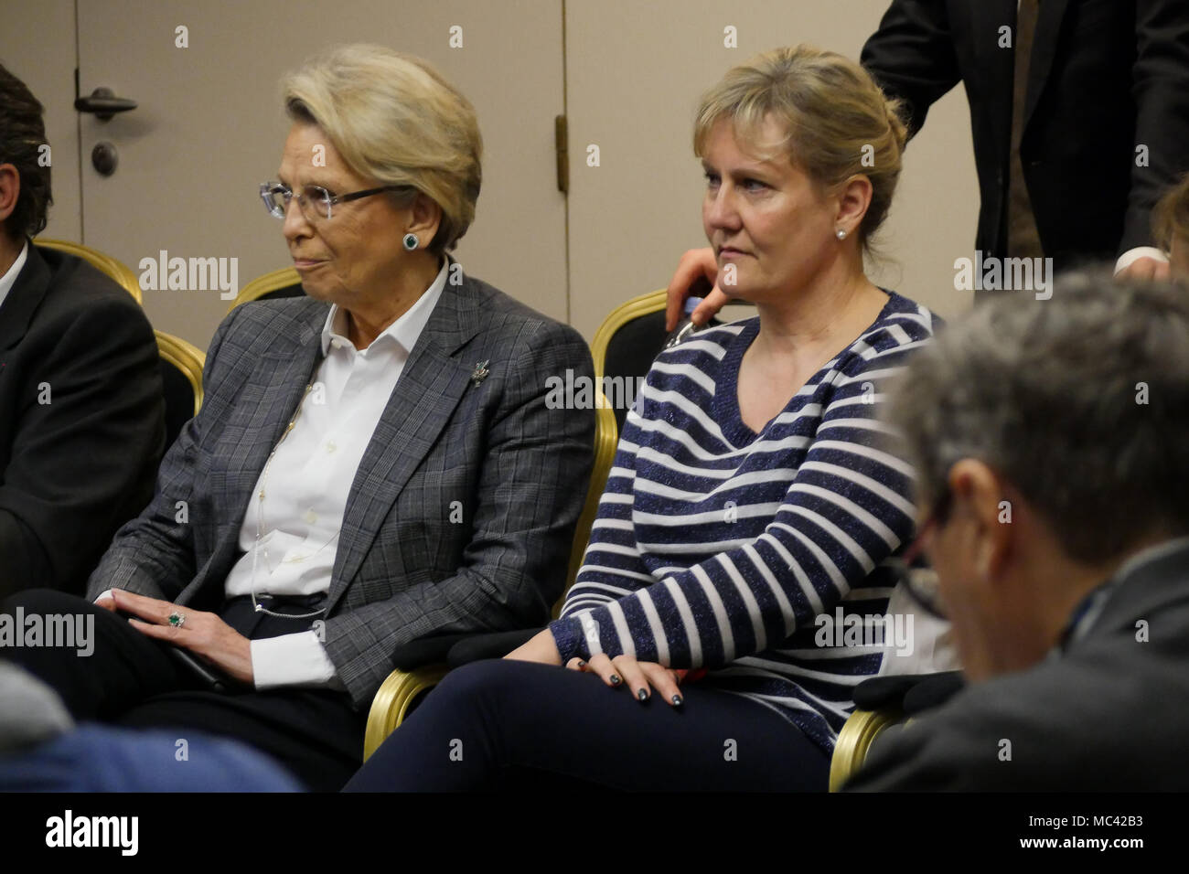 Lyon, France, 12 avril 2018 : En tant que groupe PPE (Parti Populaire Européen) détient 24 réunion de Lyon (Centre-est de la France), le 12 avril 2018, Michèle Alliot-Marie et Nadine Morano assister aux conférence de presse organisée en présence du président bénéficiait du large Les, Laurent Wauquiez. Credit : Serge Mouraret/Alamy Live News Banque D'Images