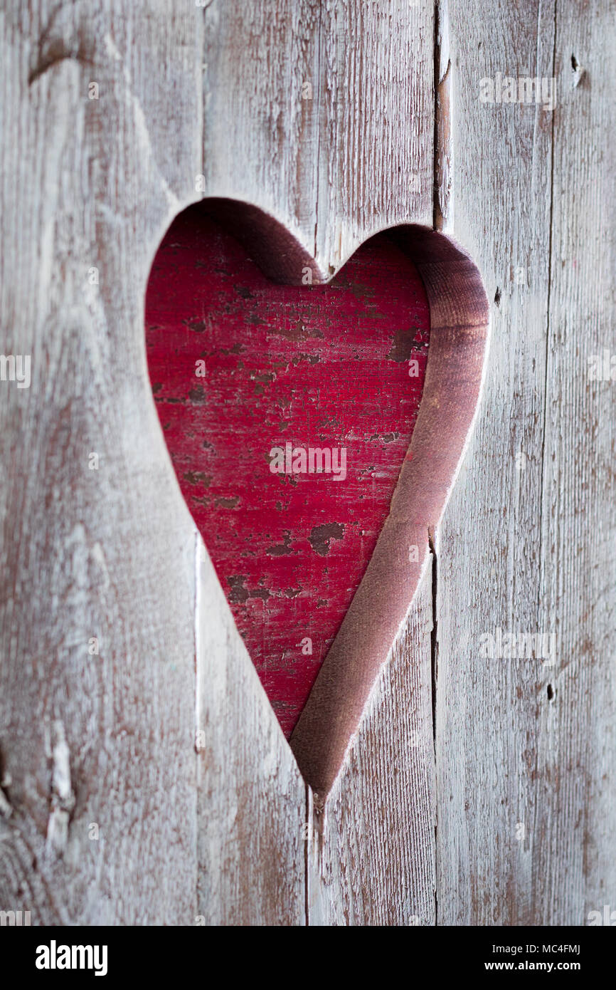 Saint Valentin Coeur En Bois Fait A La Main Bord Concept Carte Postale Photo Stock Alamy Saint Valentin Coeur En Bois Fait A La Main Bord Concept Carte Postale Photo Stock Alamy