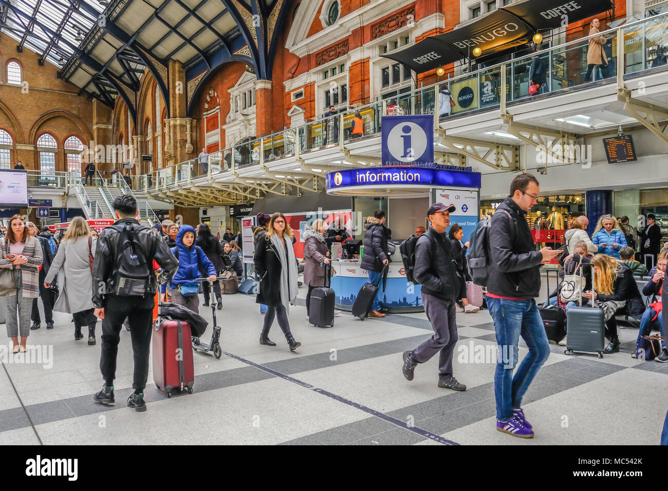 Liverpool Street, London, UK - 6 Avril 2018 : Banque D'Images