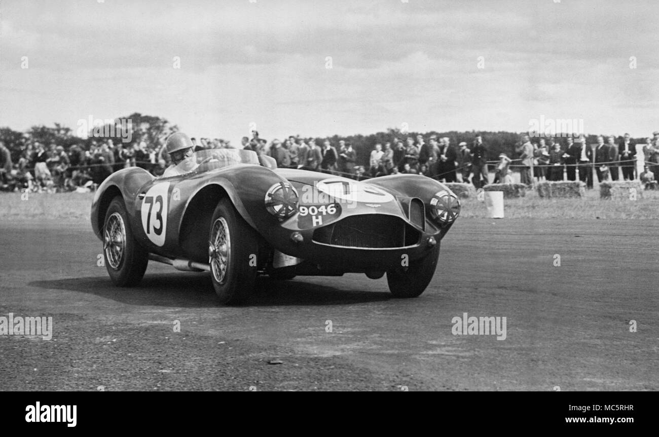 Aston Martin DB3S, Reg Parnell. Charterhall Journal Newcastle International Trophy Race. 6.8.1955 Banque D'Images