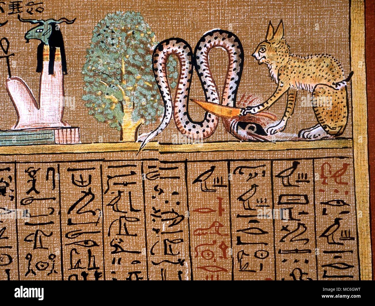 La mythologie égyptienne - le serpent d'obscurité, Apep, être tué par le chat solaire. Du Papyrus de Anhai, dans le Budge lithographies du Livre des Morts Banque D'Images