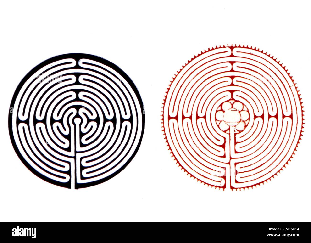 Les plans de masse des labyrinthes à Alkborough (bleu), le labyrinthe de gazon autrement connu sous le nom de Julian's Bower, et le labyrinthe de la cathédrale de Chartres (rouge) Banque D'Images