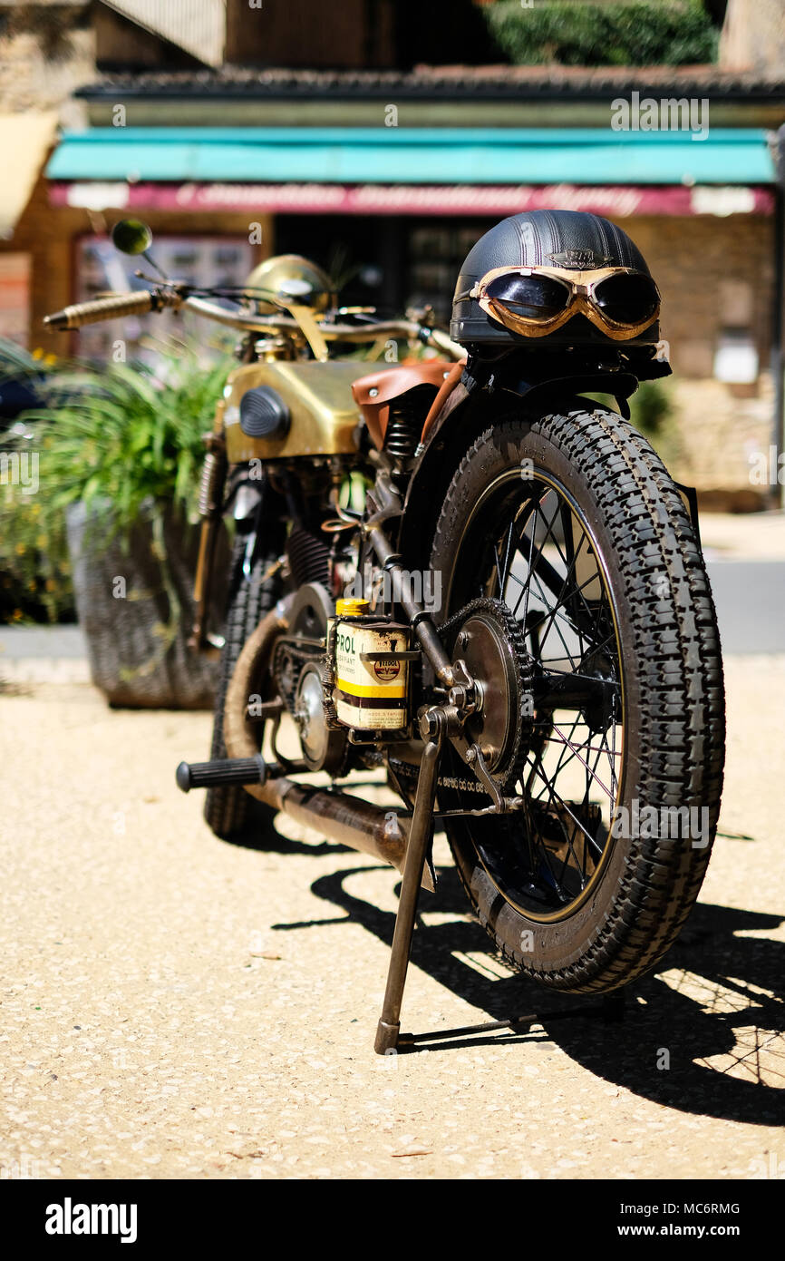 Moto Ancienne Fran aise Banque D image Et Photos Alamy moto-ancienne-fran-aise-banque-d-image-et-photos-alamy