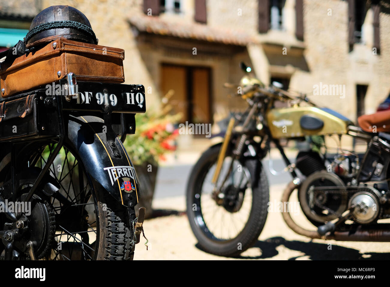 Moto Ancienne Fran aise Banque De Photographies Et D images Haute moto-ancienne-fran-aise-banque-de-photographies-et-d-images-haute