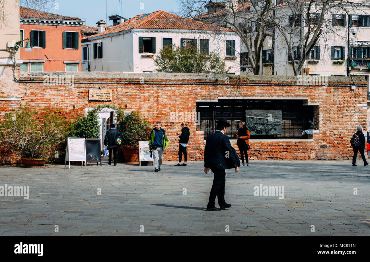 Venise, Italie - 28 mars 2018 : place principale à proximité du Ghetto Juif de Venise Banque D'Images