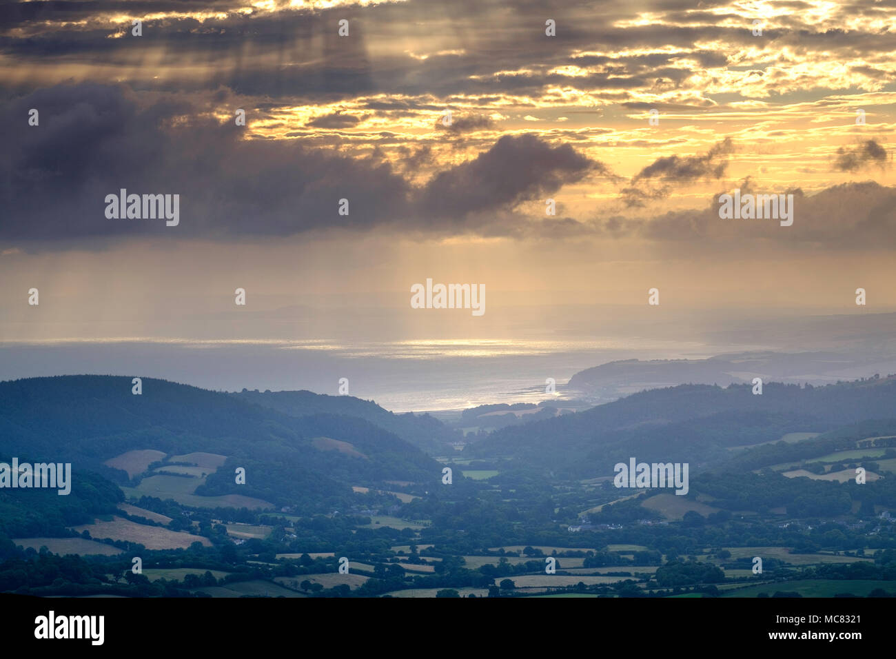 Vue depuis tôt le matin Dunkery Beacon dans Exmoor National Park Banque D'Images