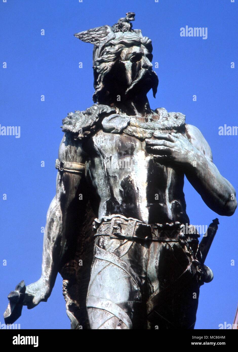 Statue de la celtique Celtic warrior hero Ambiorix à Tongres, en Belgique. Ambiorix a défait les Romains, et a ainsi préservé cette partie de l'Allemagne Banque D'Images