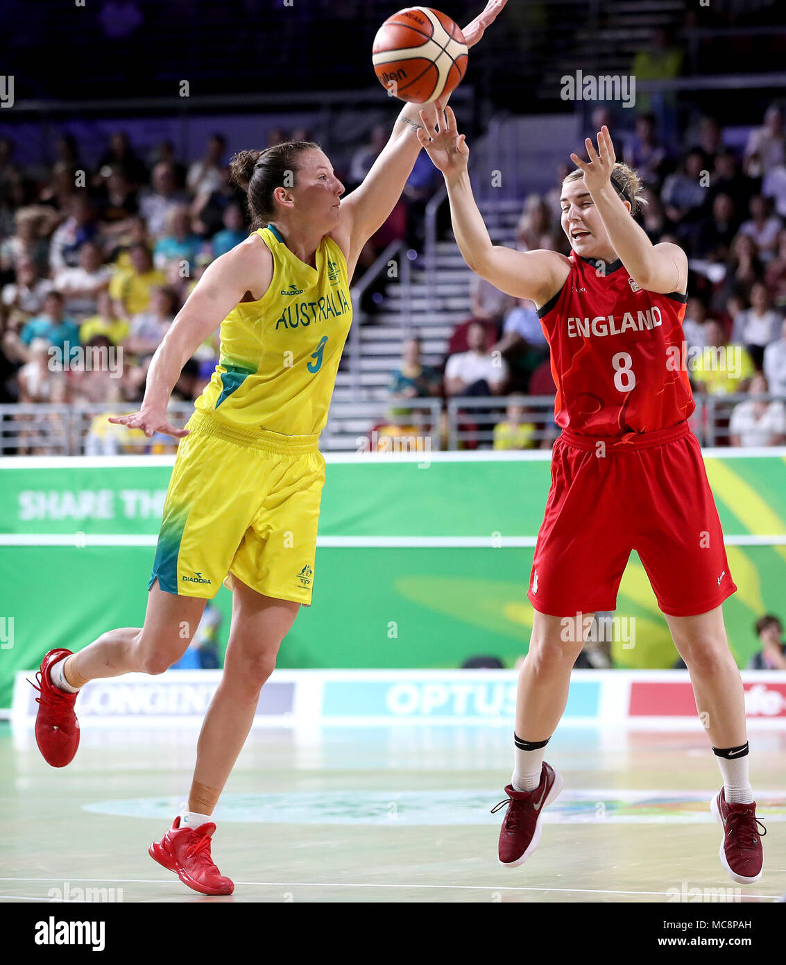 L'Angleterre Jones (à droite) dans le match pour la médaille d