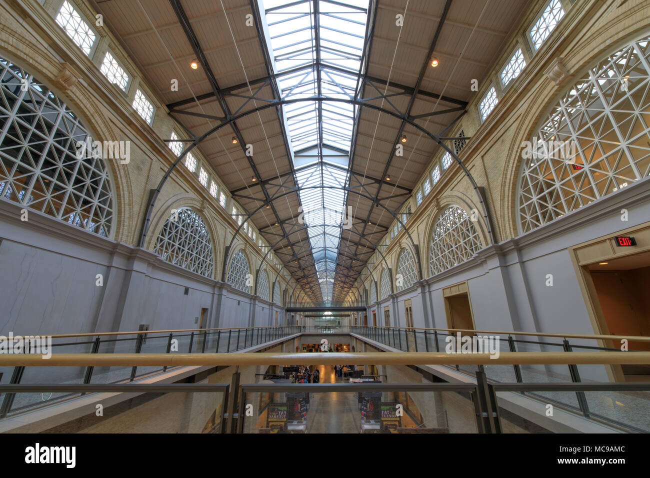 San Francisco, Californie - le 13 avril 2018 : Intérieur de l'étage supérieur du bâtiment Ferry Banque D'Images
