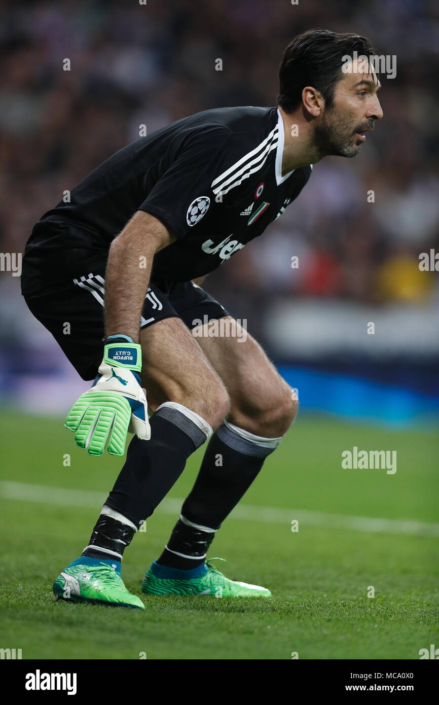 Gianluigi Buffon (Juventus), le 11 avril 2018 - Football : Football / Ligue des Champions Quarts de finale 2e match aller entre le Real Madrid CF 1-3 Juventus au Santiago Bernabeu à Madrid, Espagne. (Photo de Mutsu Kawamori/AFLO) [3604] Banque D'Images